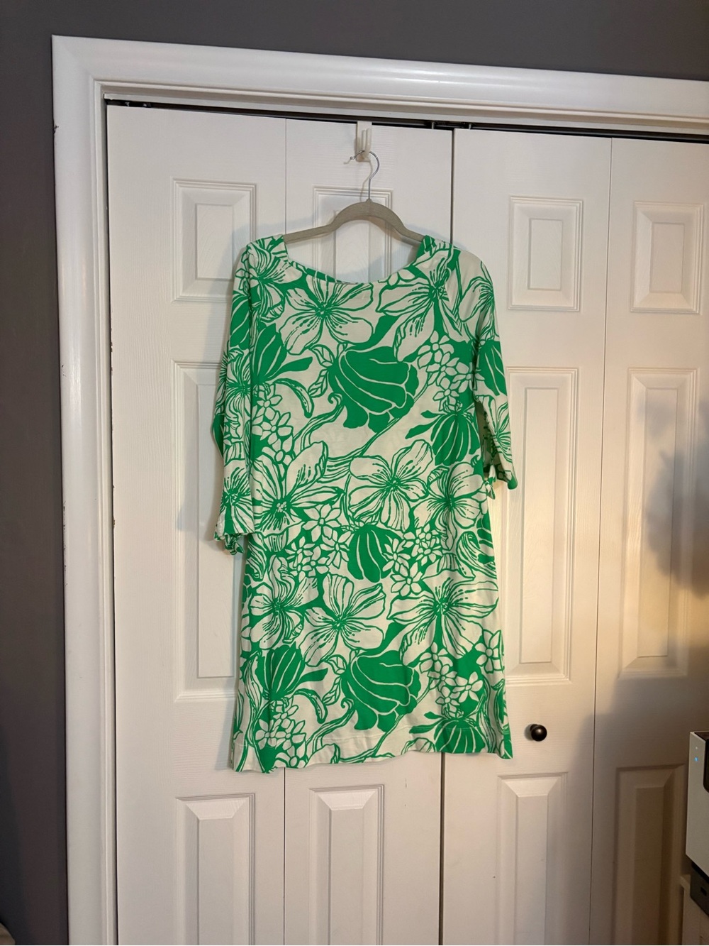 Green & White Floral Shift Dress